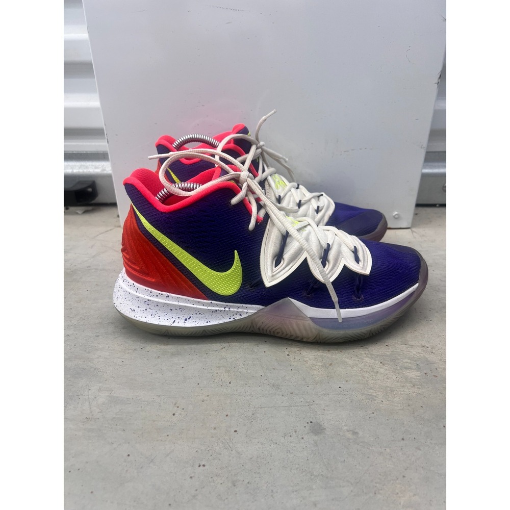 Nike Kyrie 5 Sneakers Mens US 8 Multicolor Mid Top Athletic Basketball Shoes